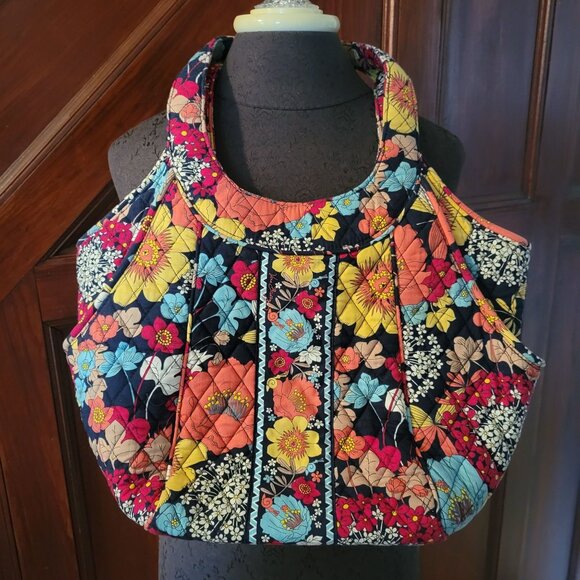 Vera Bradley Large Versailles Quilted Floral Shoulder Bag With Pockets & Vibrant - Picture 1 of 8